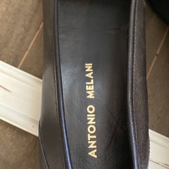 DONATED Antonio Melani size 6 1/2 black flats - Picture 5 of 5